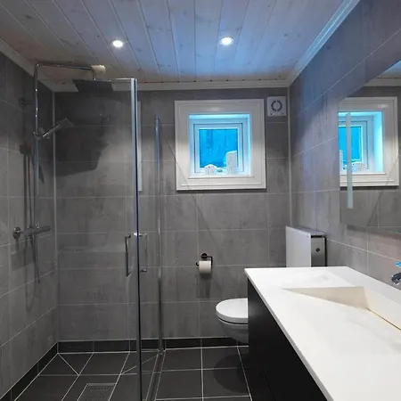 Fjellgrend 3 Bedrooms - 12a Apartment Stranda (More og Romsdal)